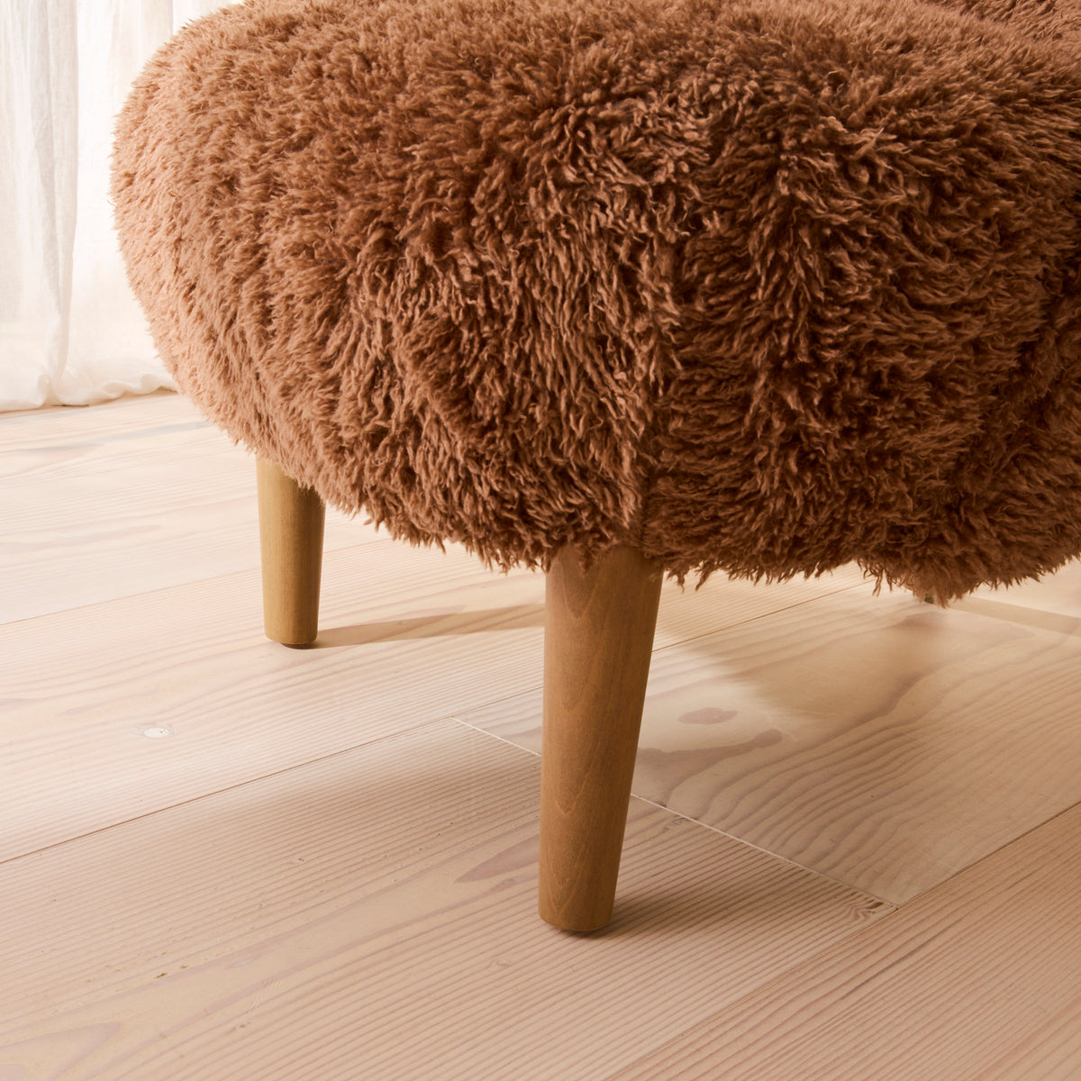 Chester - Fur Accent Chair Brown & Warm Wood