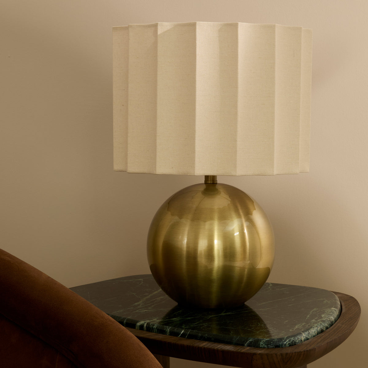 Caia - Antique Gold Scallop Shade Table Lamp