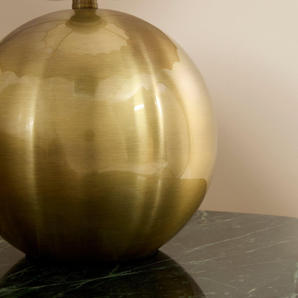 Caia - Antique Gold Scallop Shade Table Lamp