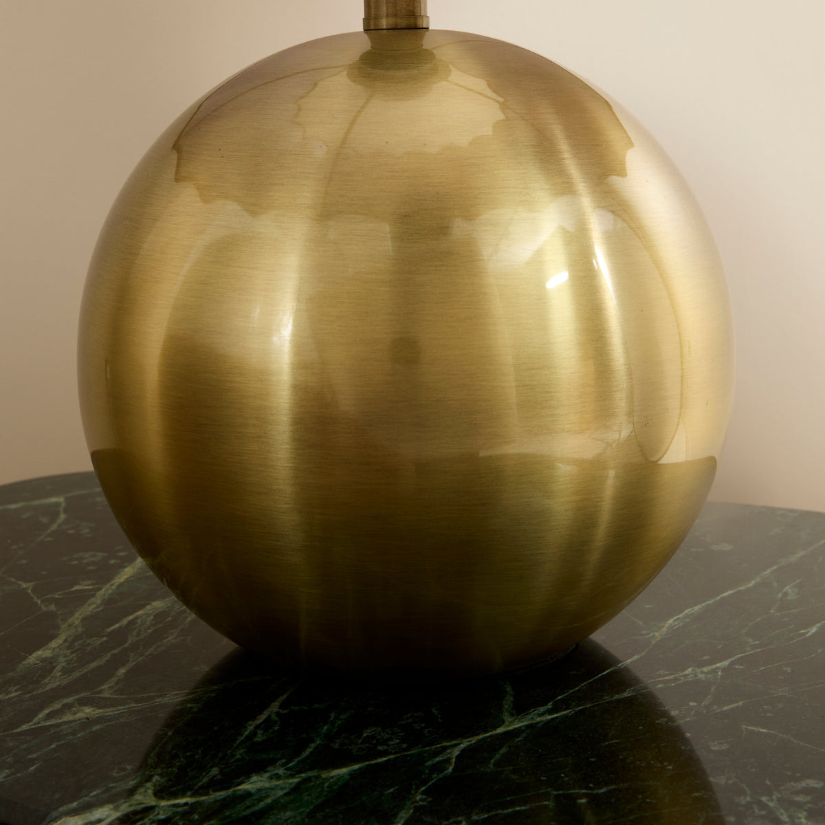Caia - Antique Gold Scallop Shade Table Lamp