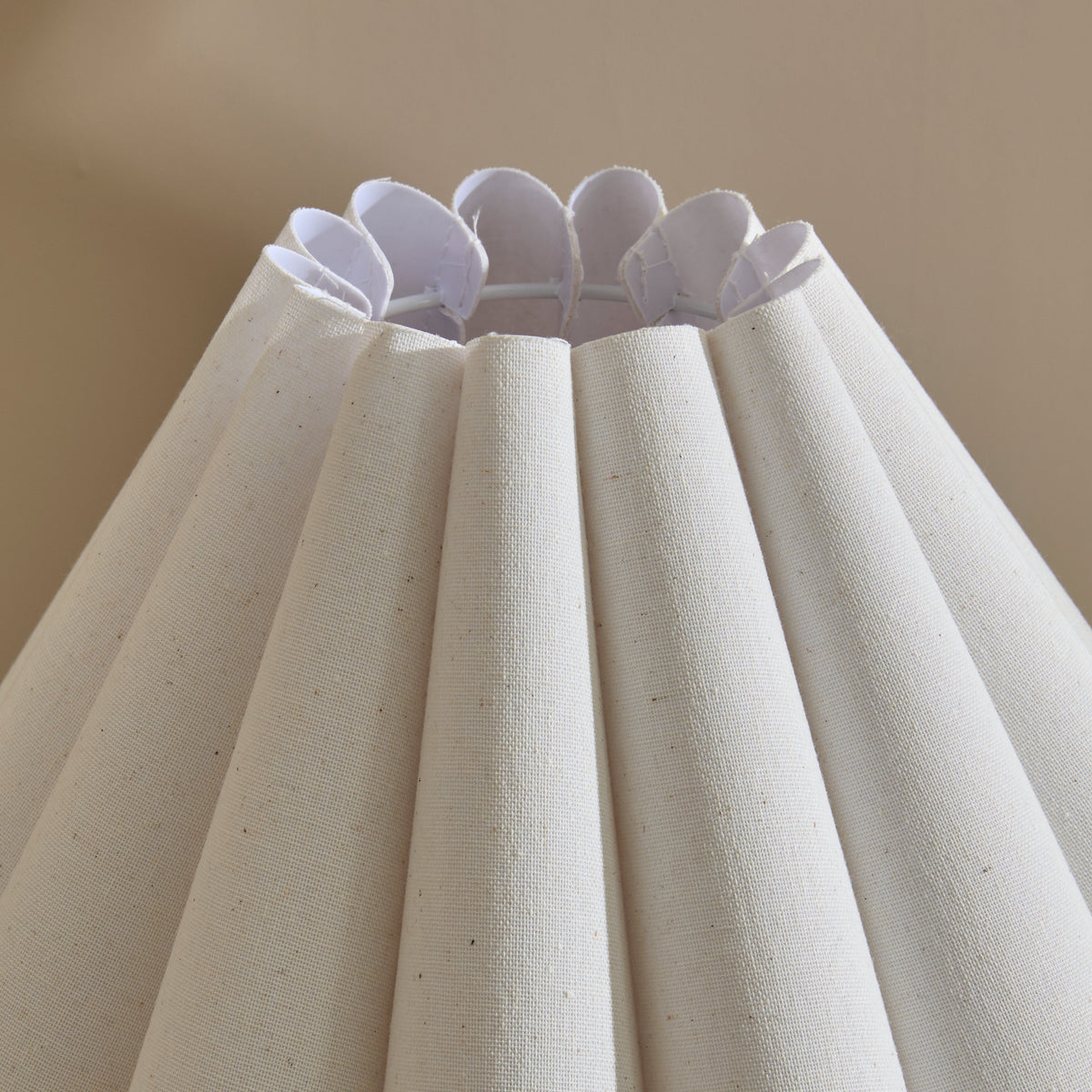 Orla - Beige Gloss Ceramic Scallop Shade Table Lamp