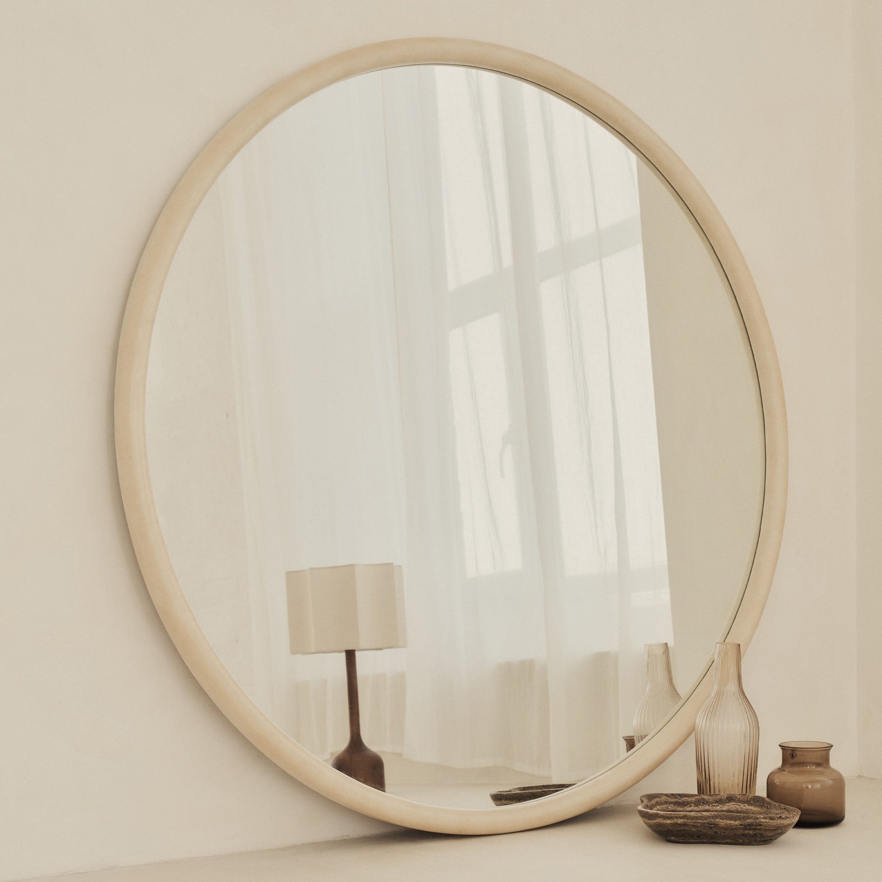 Amora - Extra Large Concrete Round Wall Mirror 120cm x 120cm
