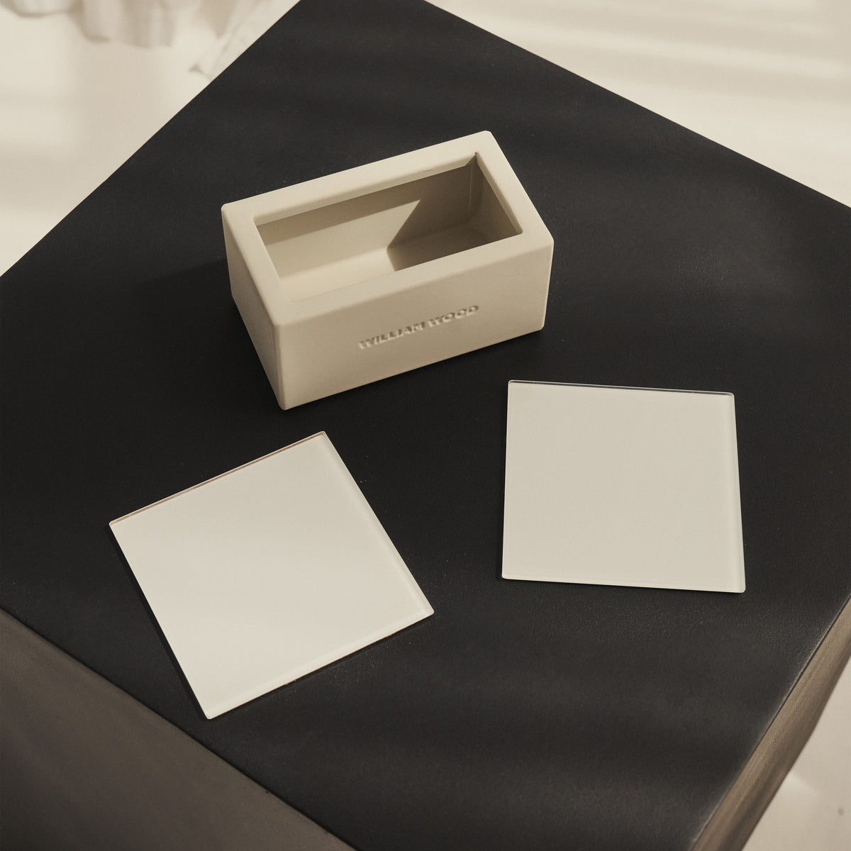 Brooklyn - Modern Coasters Set of 4 & Holder Ecru