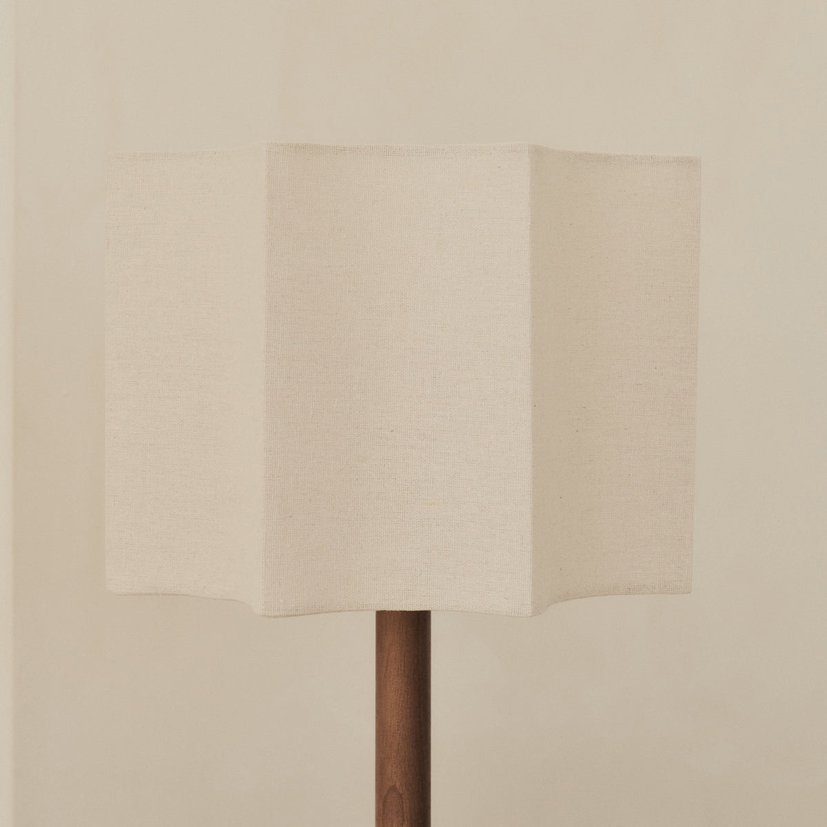 Esme - Dark Wood Inverted Scallop Shade Table Lamp