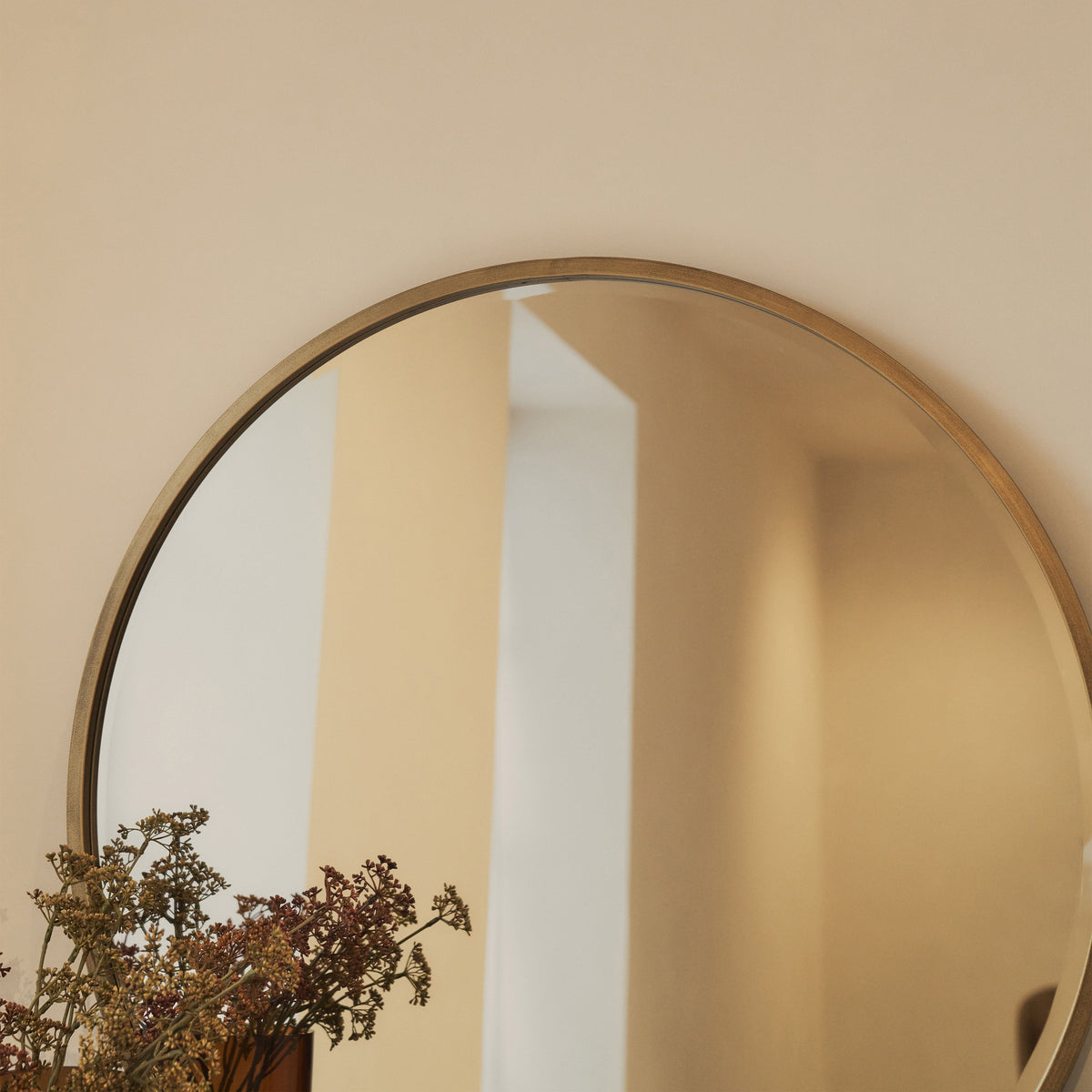 Higgins - Gold Metal Modern Round Wall Mirror 80cm x 80cm