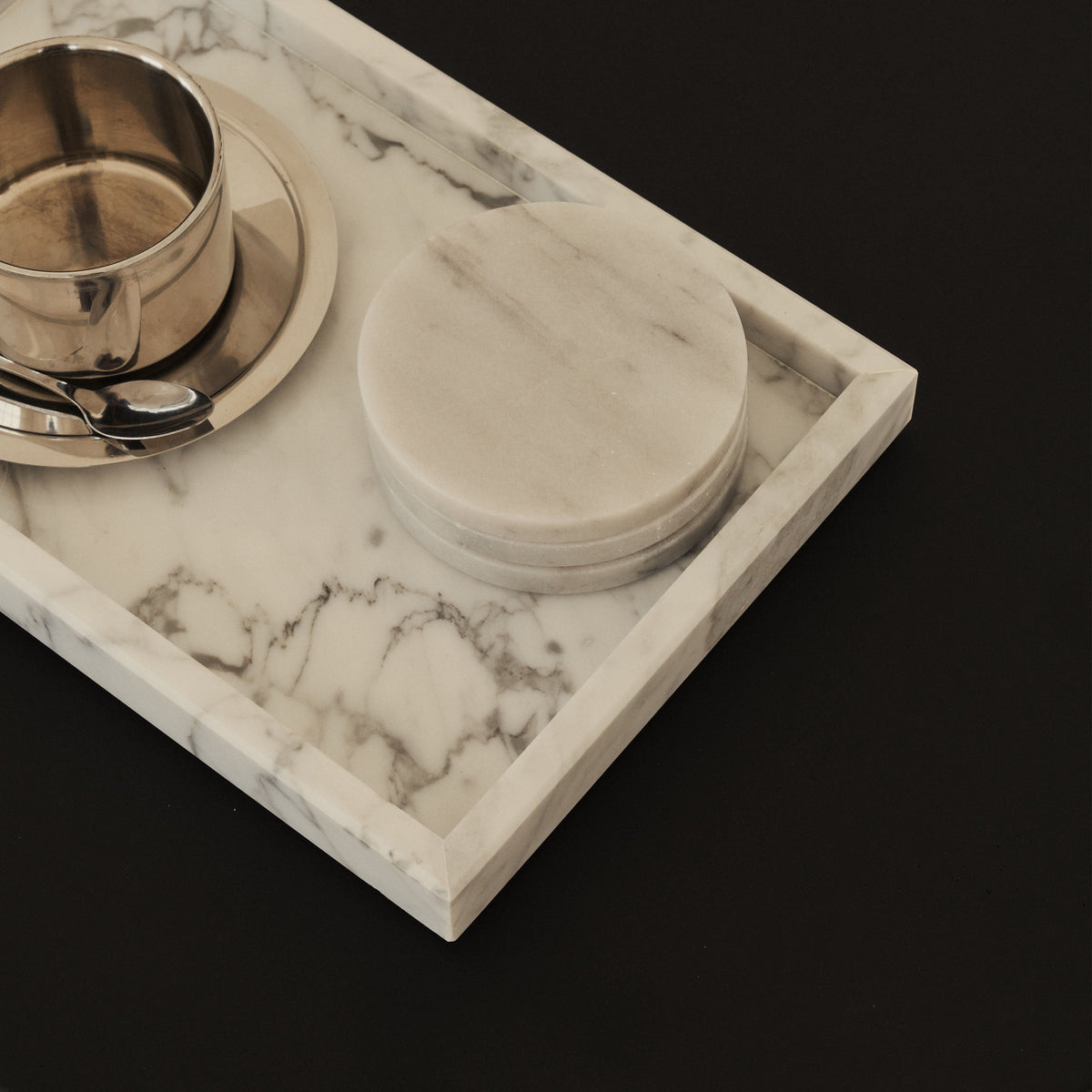 Travara - White Marble Large Rectangular Decorative Tray
