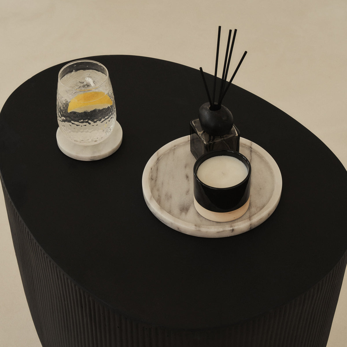 Travara - White Marble Round Decorative Tray