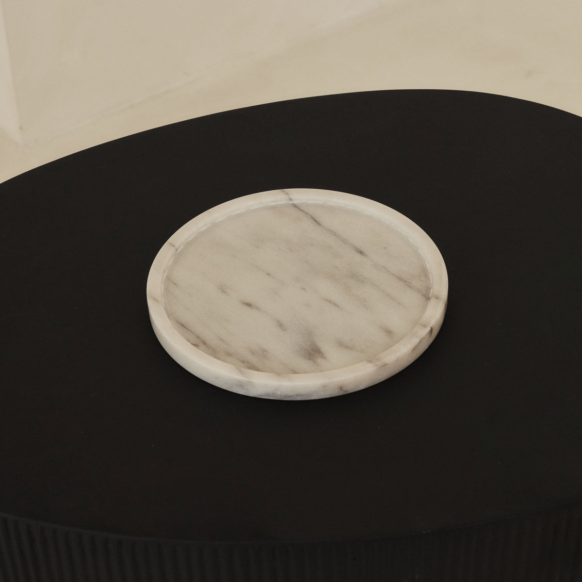Travara - White Marble Round Decorative Tray
