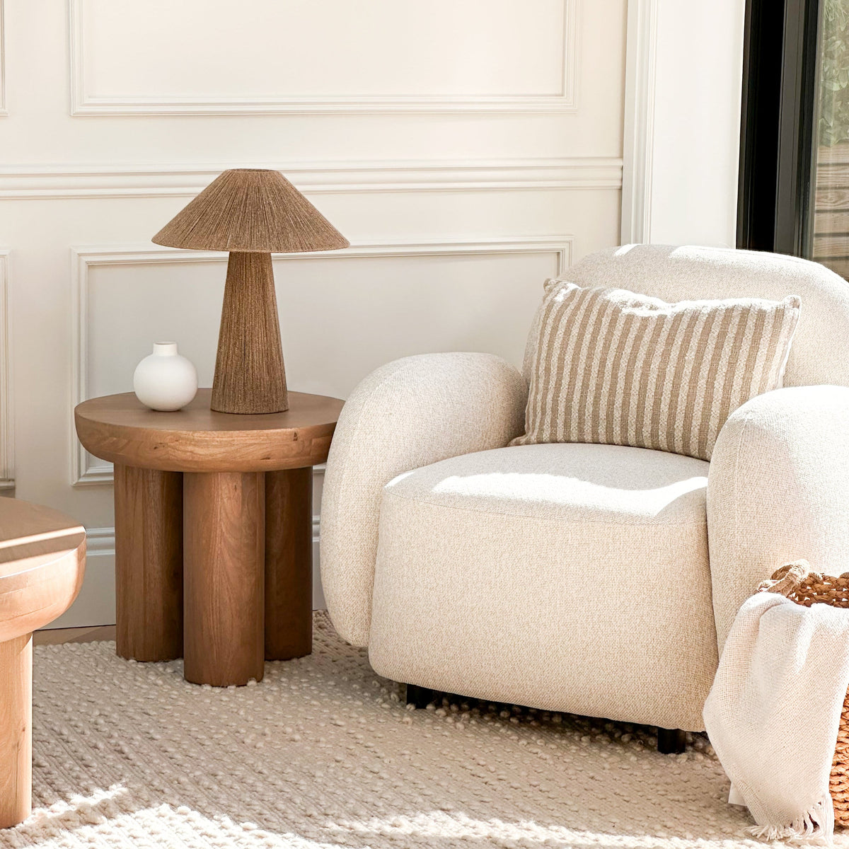 Vermont - Warm Wood Premium Round Side Table