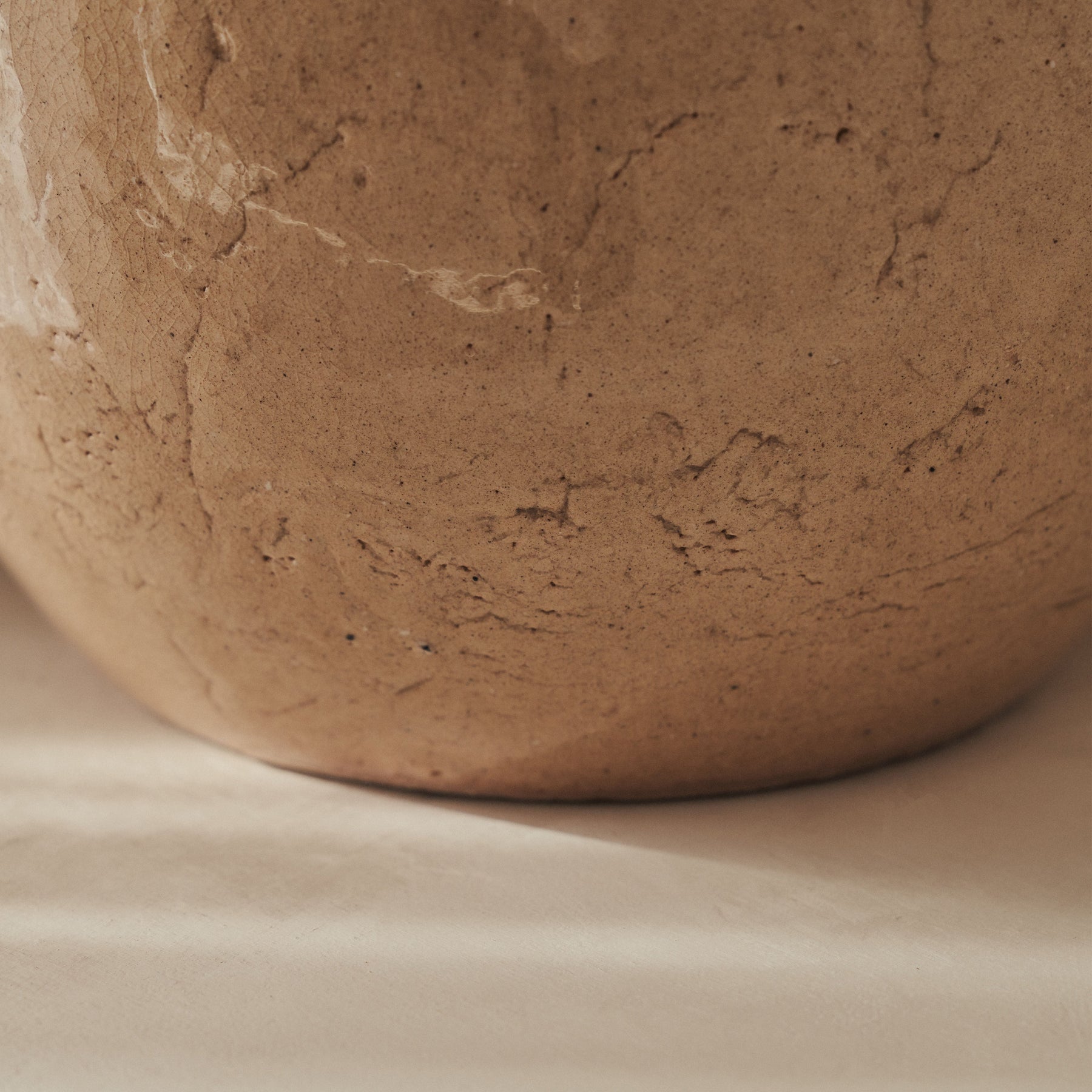 Cyra - Large Beige Gloss Ceramic Vase