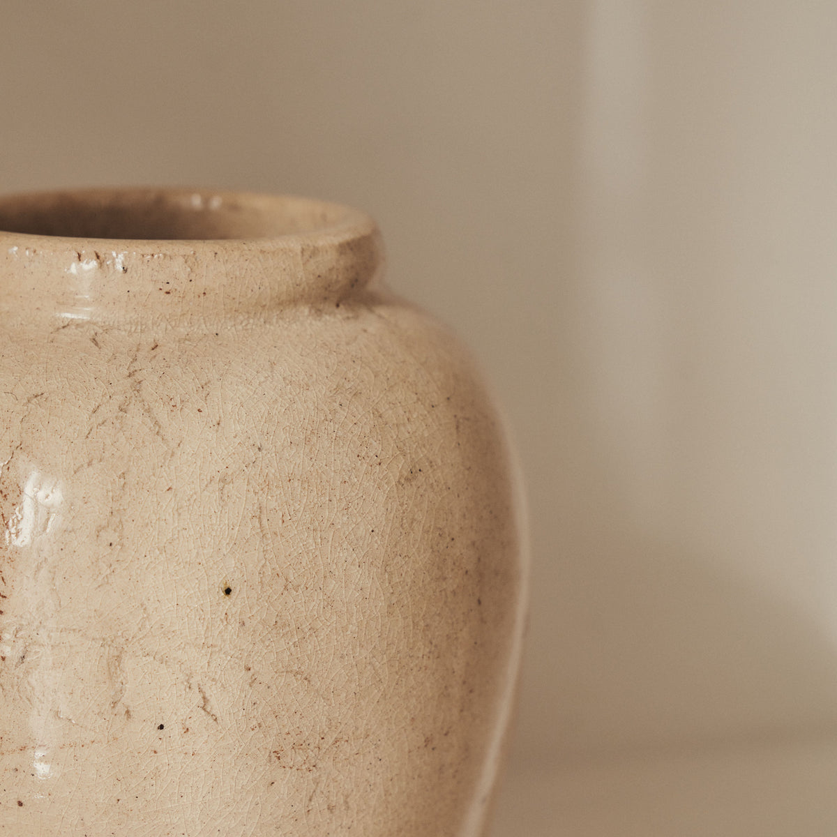 Portera - Beige Gloss Ceramic Vase