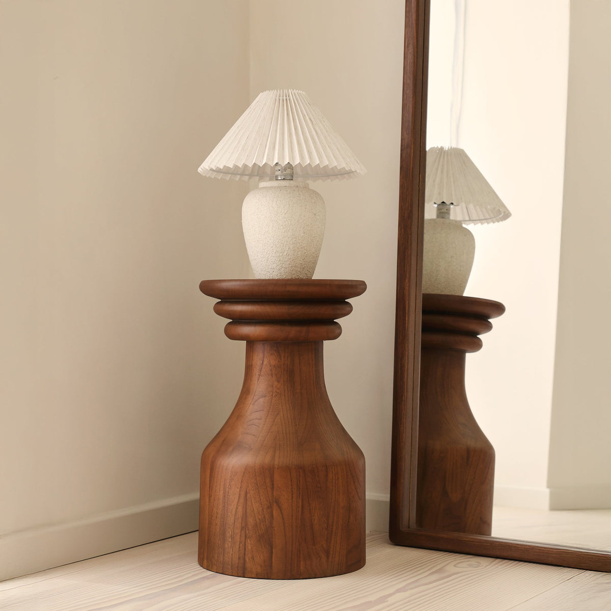 Oribi - Dark Wood Retro Side Table
