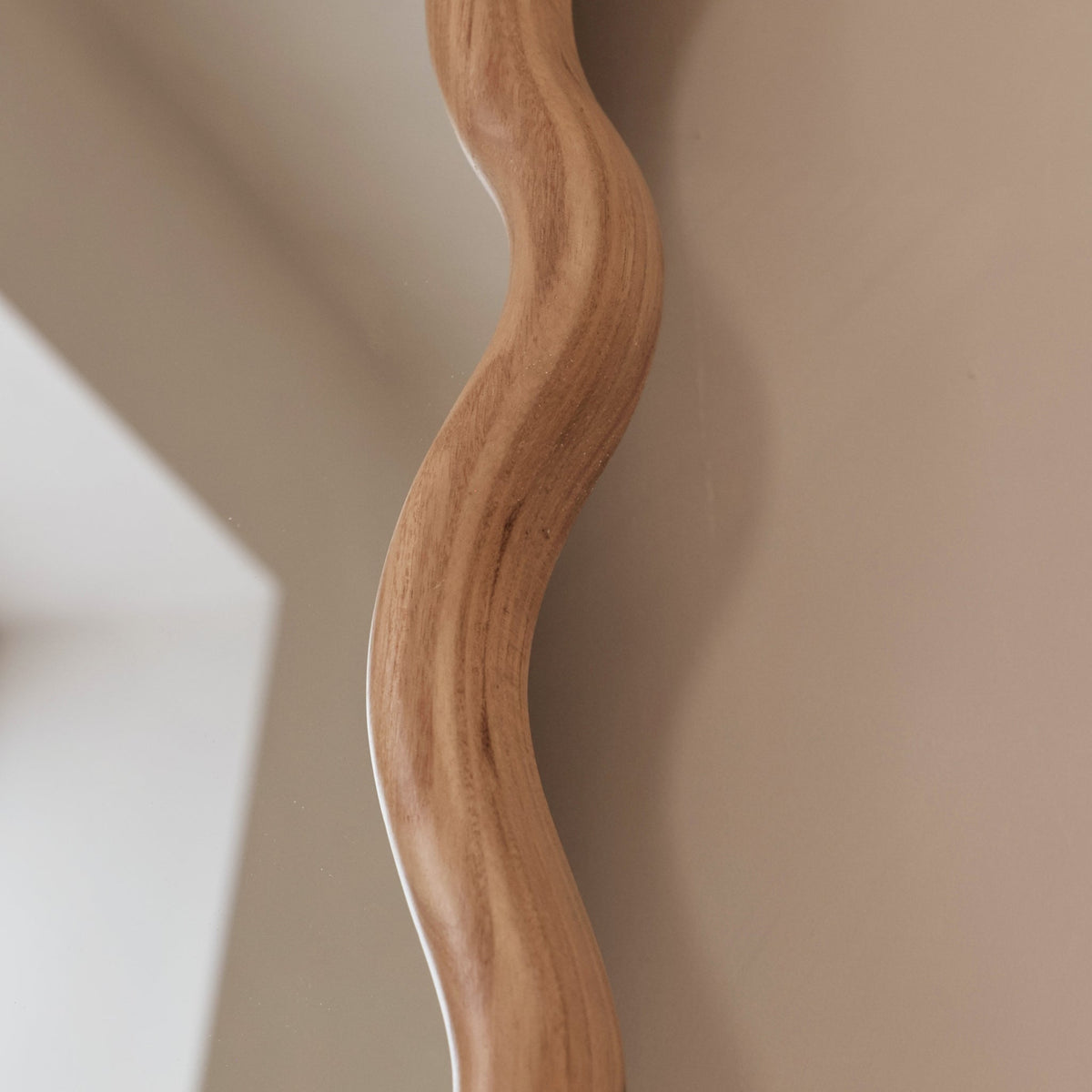 Marea - Light Wood Wavy Retro Wall Mirror 100cm x 70cm