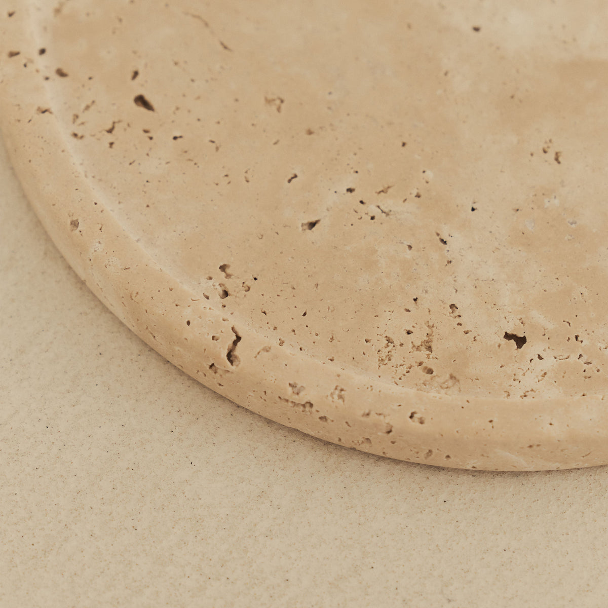 Travara - Cream Travertine Round Decorative Tray