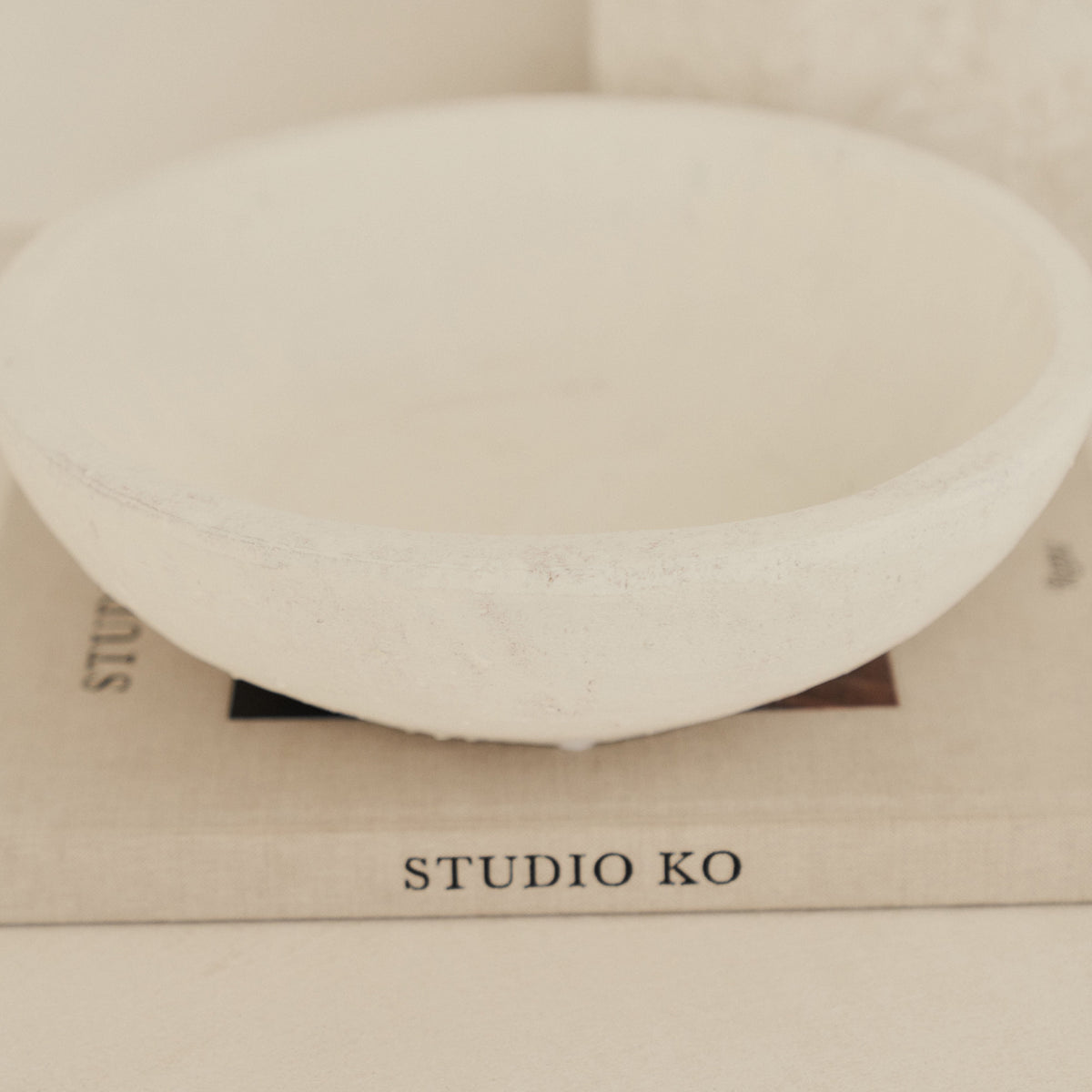 Portera - White Textured Terracotta Bowl