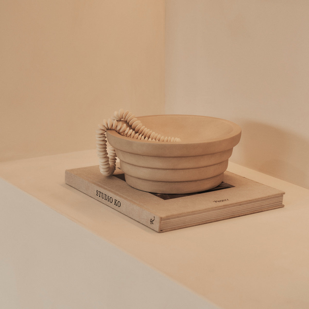 Luciana - Concrete Ribbed Bowl 25cm