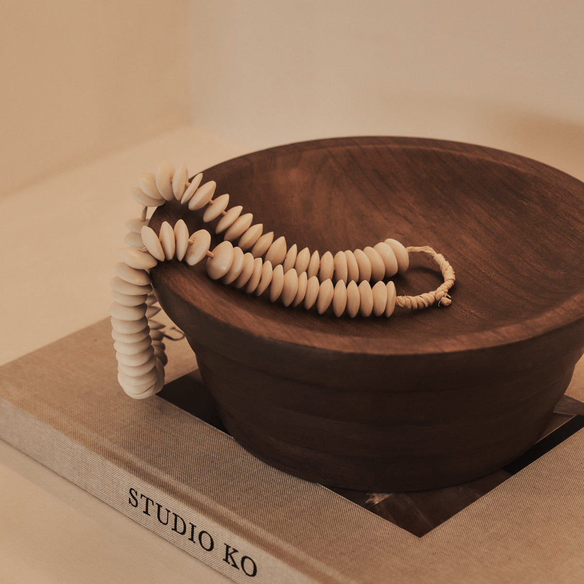 Luciana - Dark Wood Ribbed Bowl 25cm