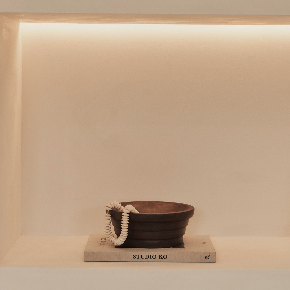 Luciana - Dark Wood Ribbed Bowl 25cm