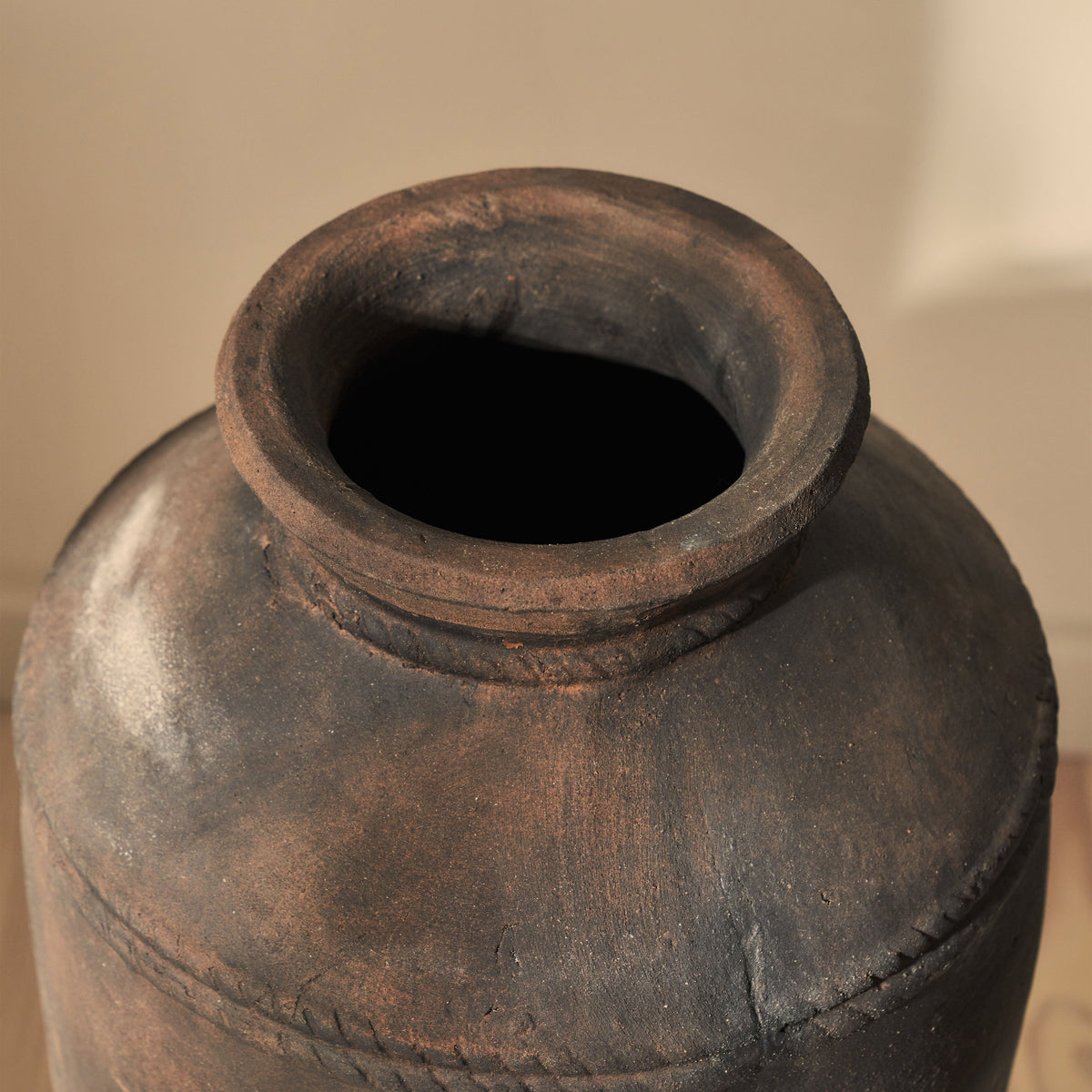 Toledo - Large Antique Brown Textured Terracotta Vase