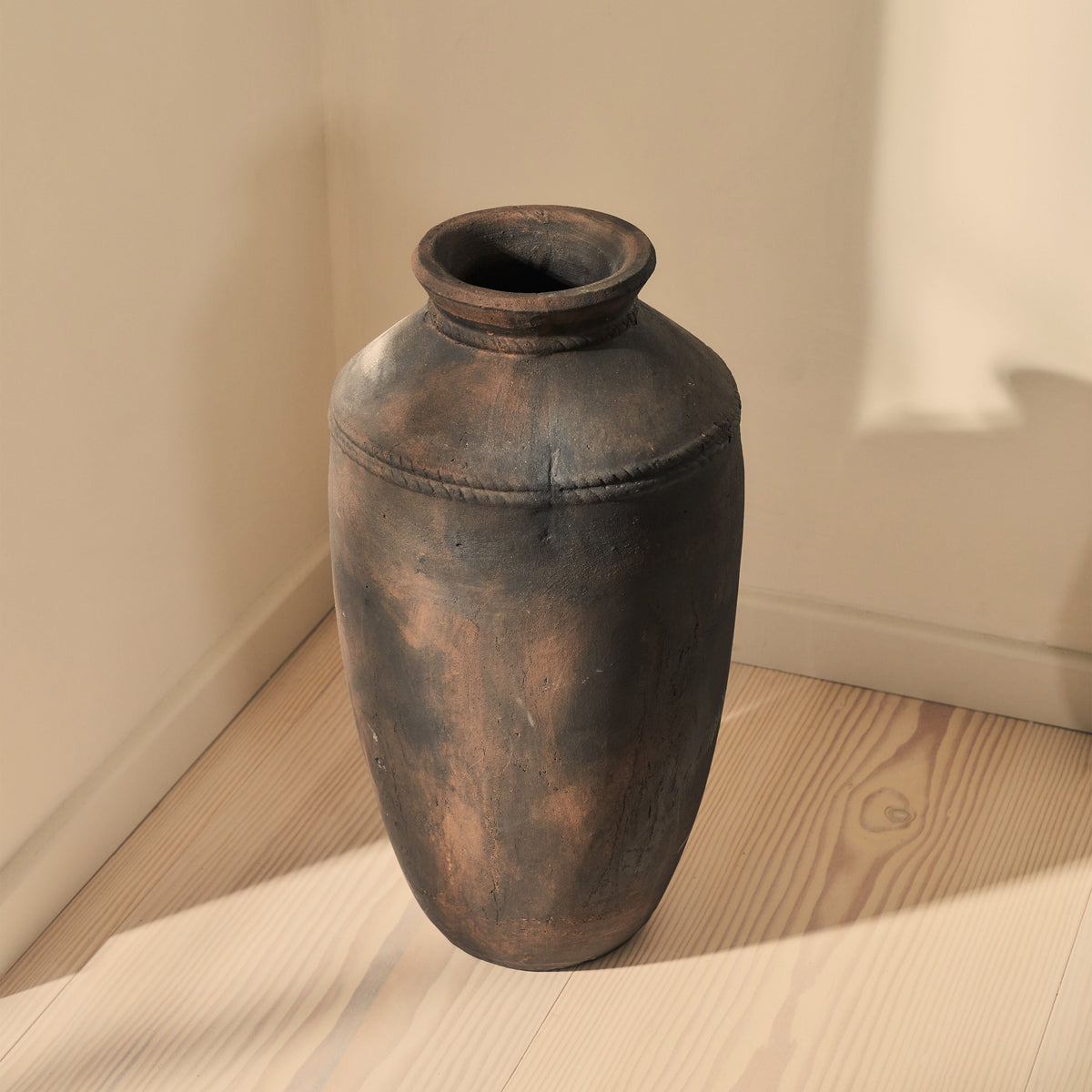 Toledo - Large Antique Brown Textured Terracotta Vase