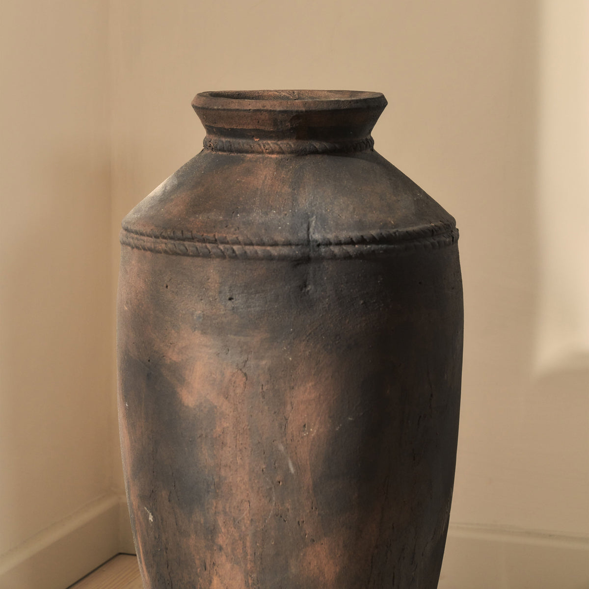 Toledo - Large Antique Brown Textured Terracotta Vase