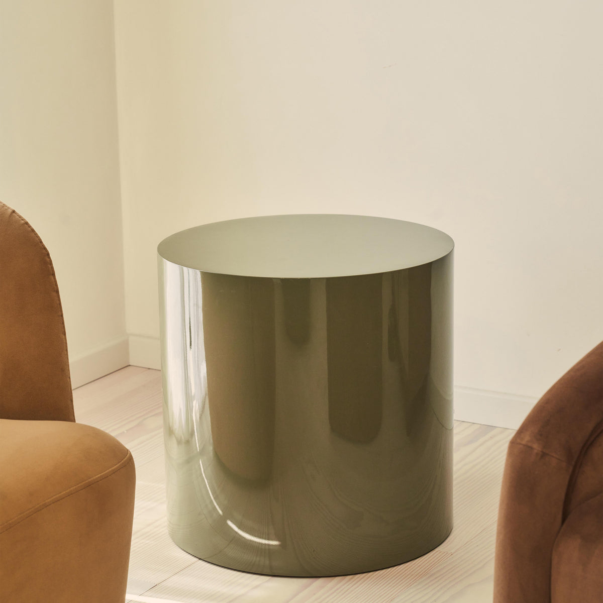 Rivington - High Gloss Olive Green Round Side Table