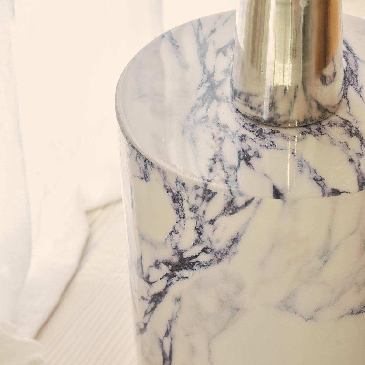 Atella - Arabescato Round Premium Solid Marble Side Table
