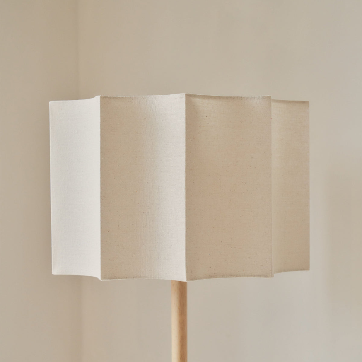 Esme - Light Wood Inverted Scallop Shade Floor Lamp