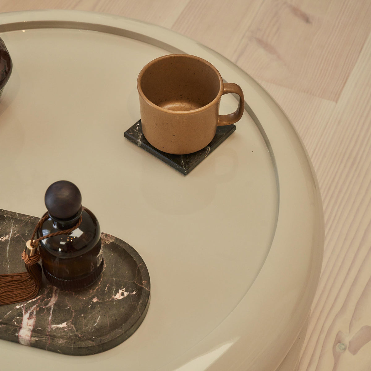 Compton - High Gloss Ivory Round Coffee Table