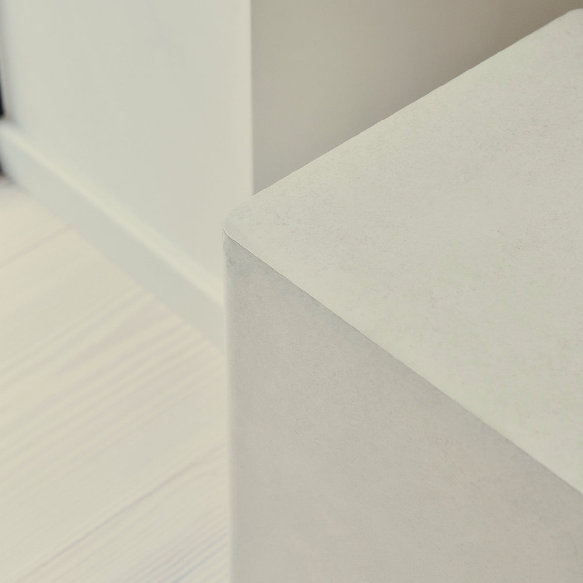 Luciana - Concrete Rectangular Side Table