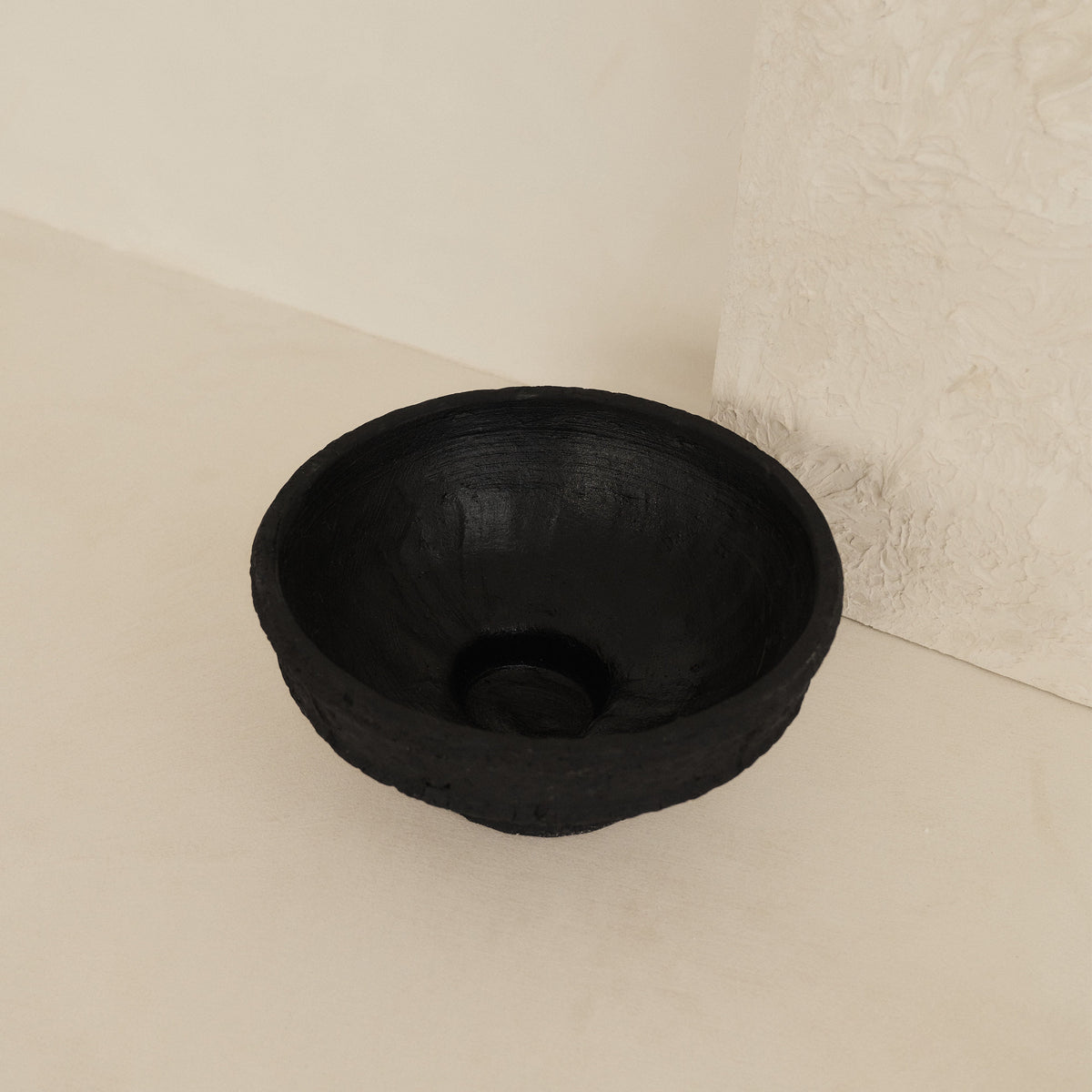 Toledo - Large Black Textured Terracotta Bowl