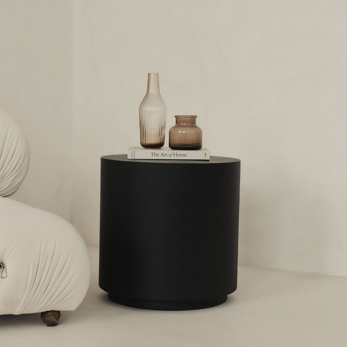 Angelo - Minimal Onyx Round Side Table