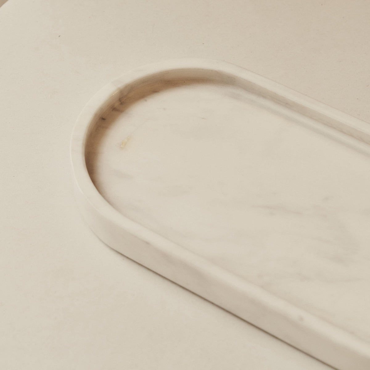 Travara - White Marble Oval Decorative Tray