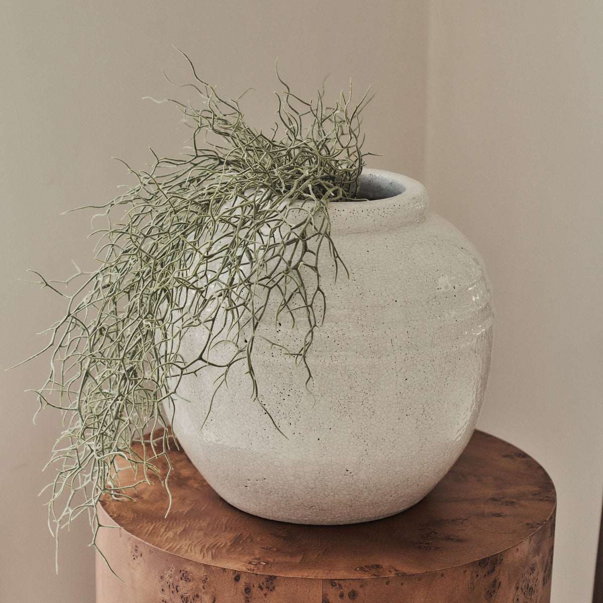 Cyra - Large Ivory Gloss Ceramic Vase