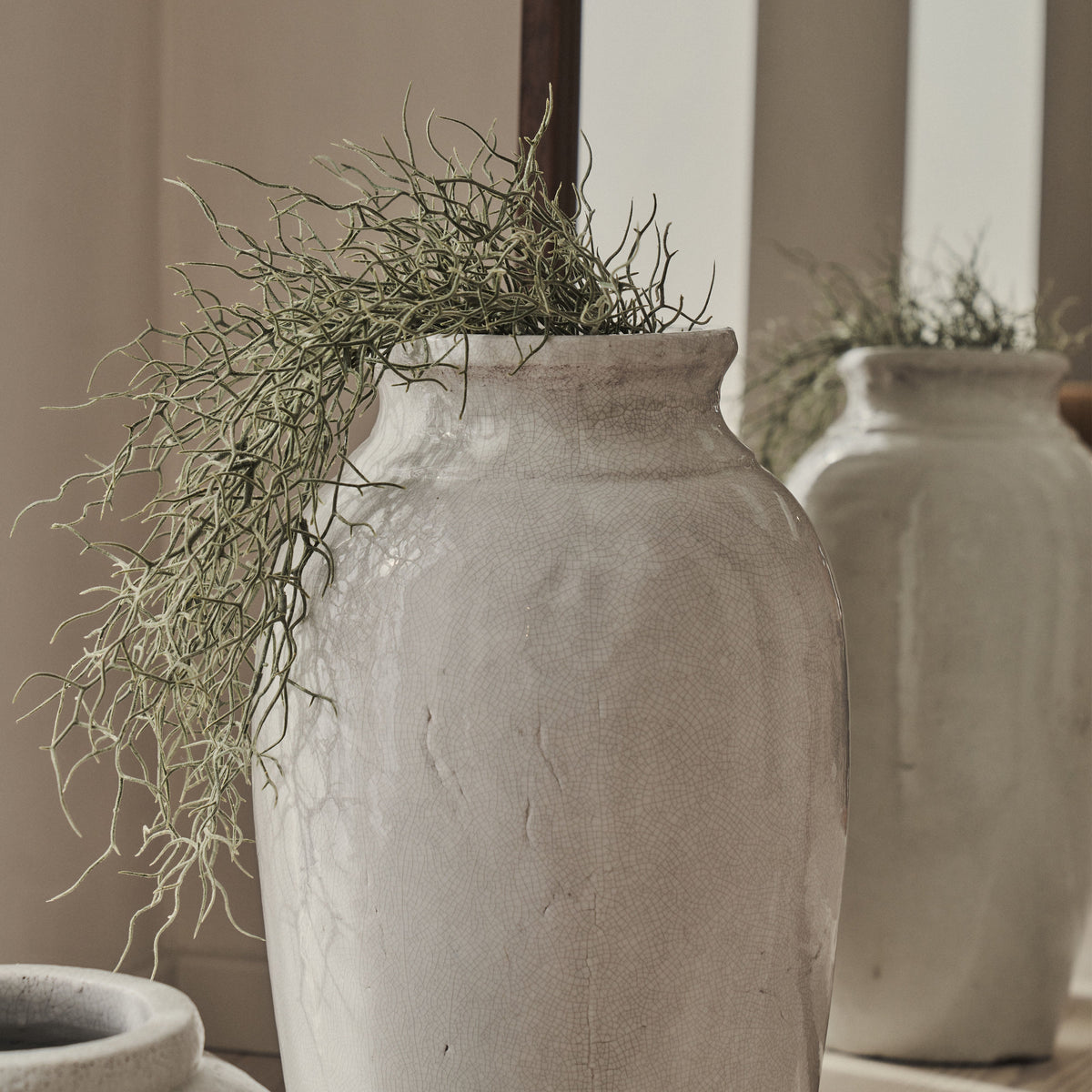 Cadira - Large Ivory Gloss Ceramic Vase