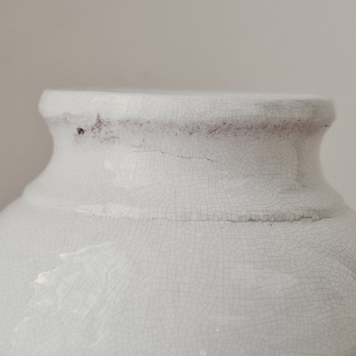 Cadira - Large Ivory Gloss Ceramic Vase