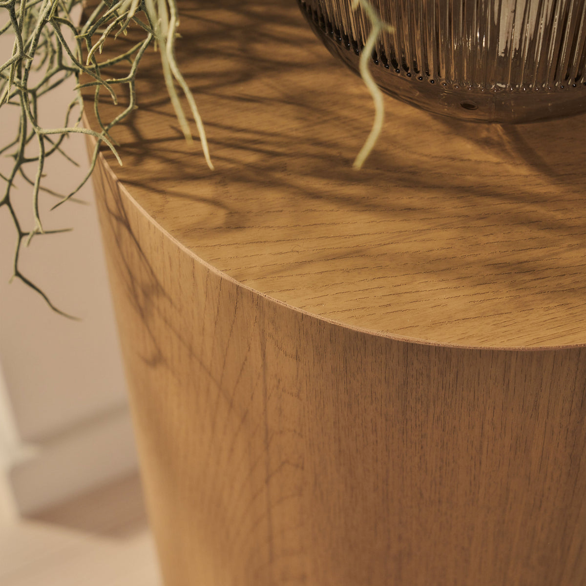 Magna - Warm Wood Wave Plinth