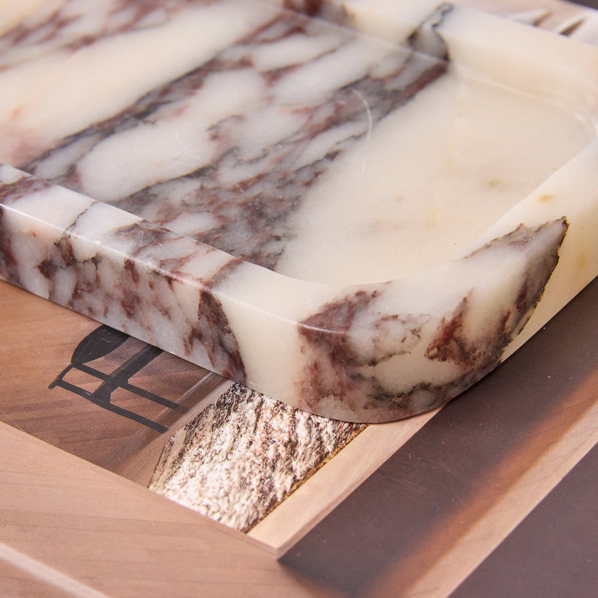 Travara - Calacatta Viola Marble Rectangular Decorative Tray