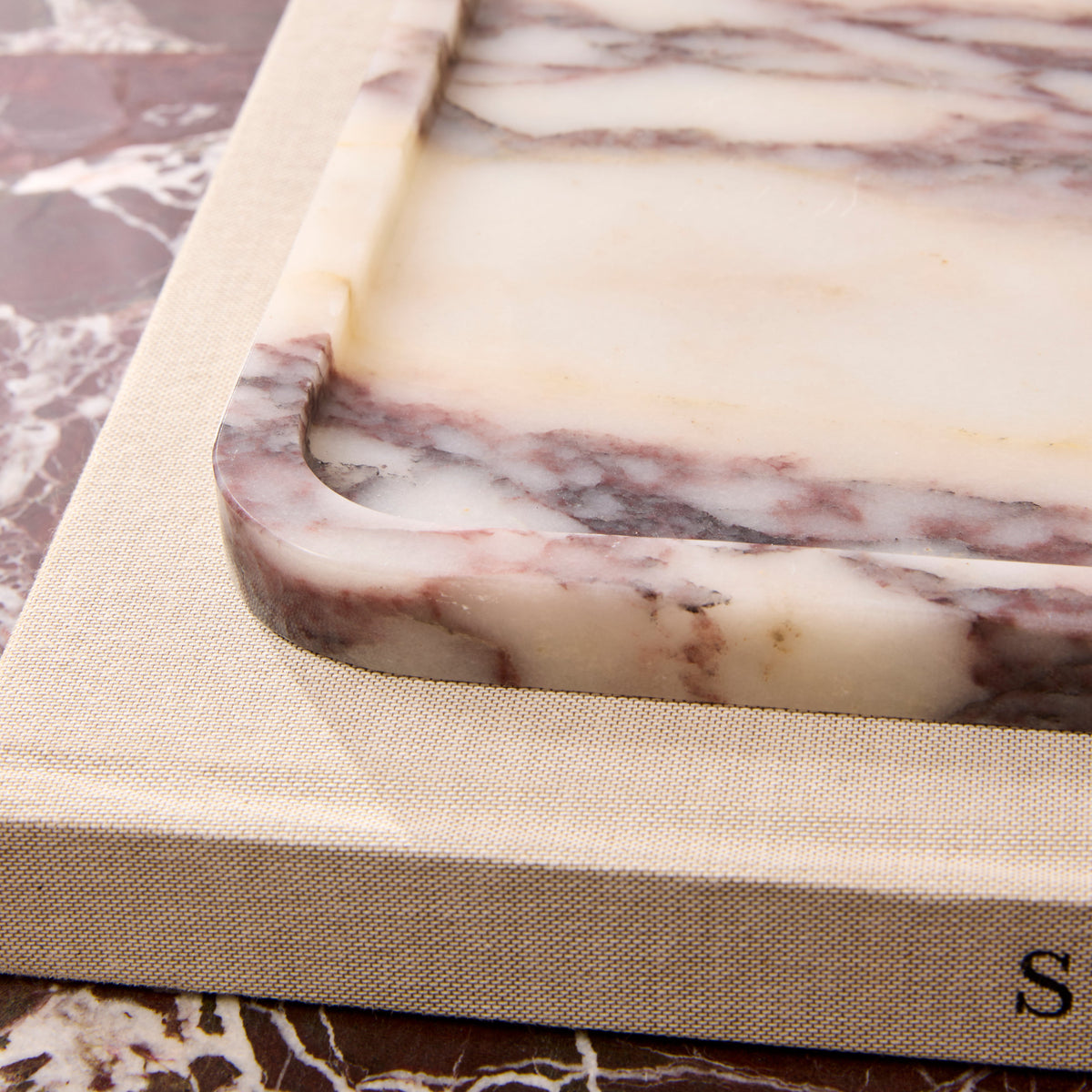 Travara - Calacatta Viola Marble Large Rectangular Decorative Tray