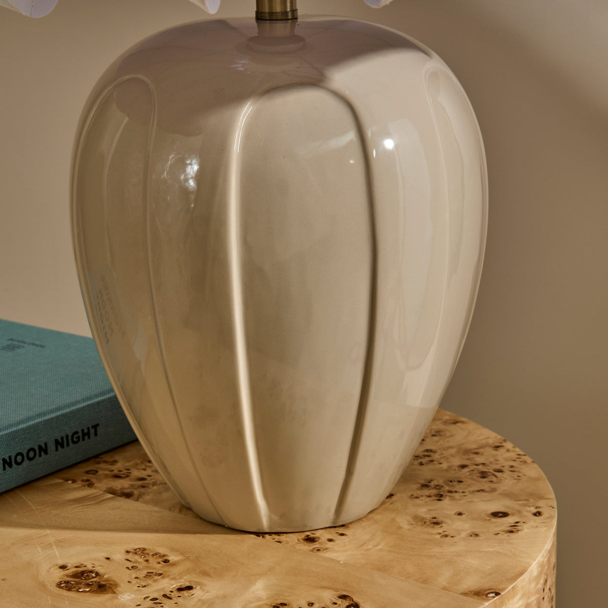 Orla - Beige Gloss Ceramic Scallop Shade Table Lamp