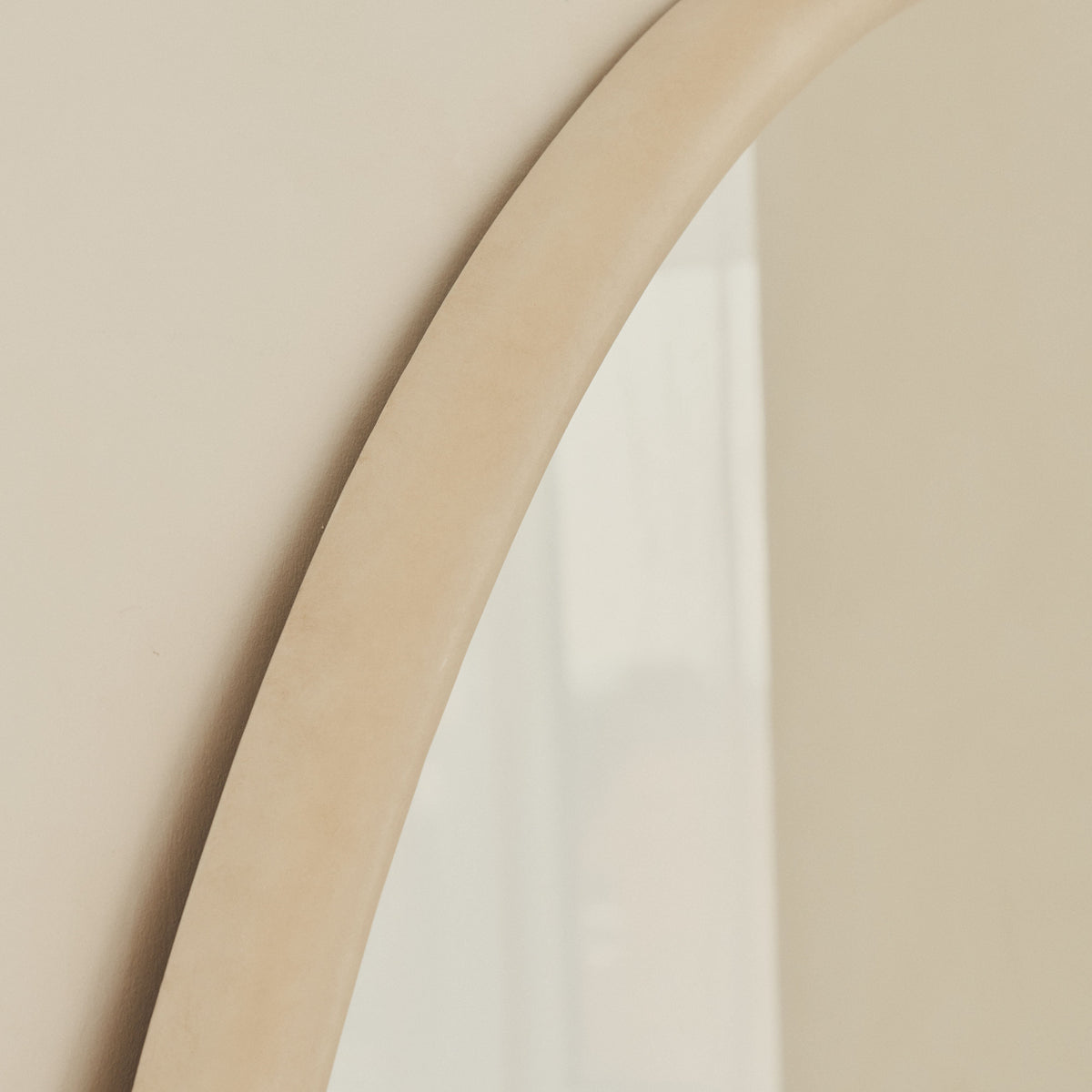 Amora - Extra Large Concrete Round Wall Mirror 120cm x 120cm