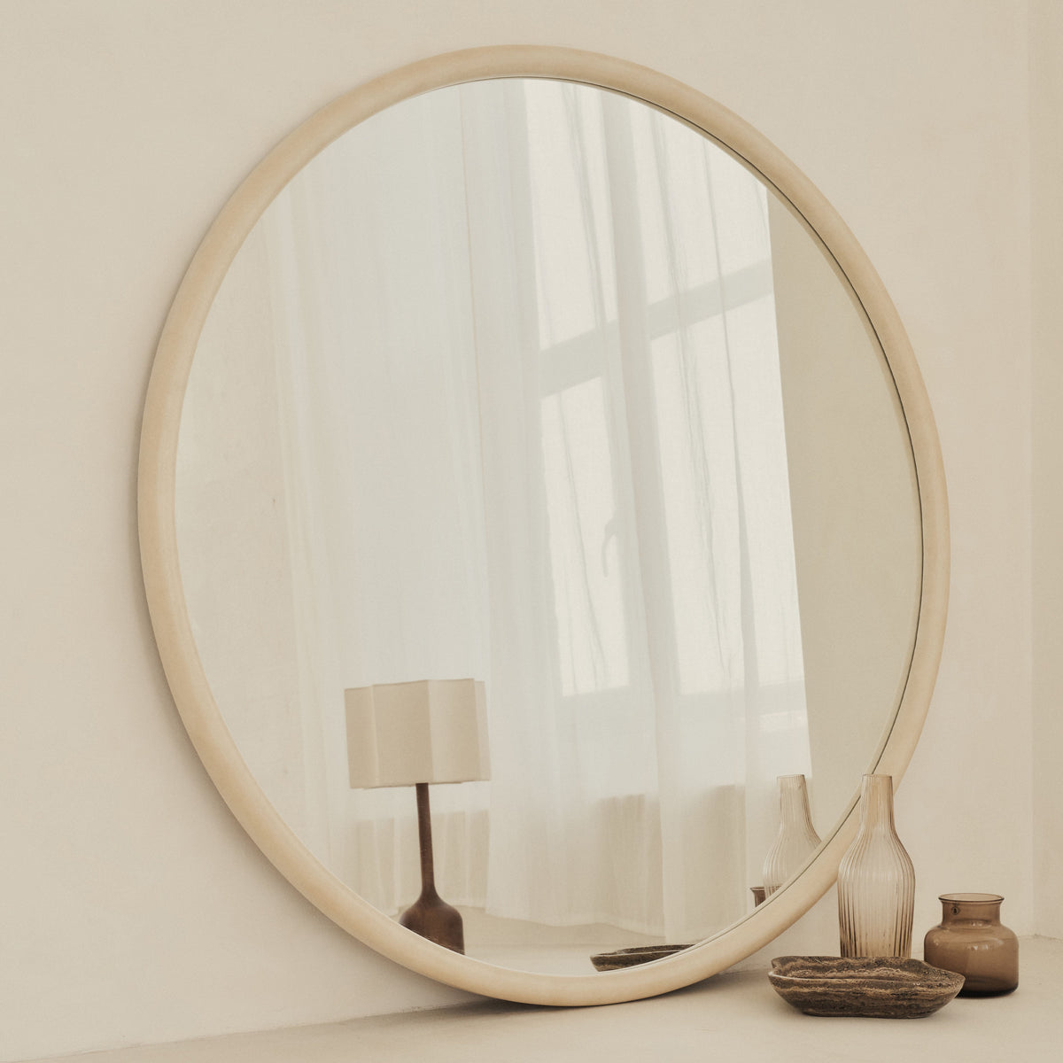 Amora - Extra Large Concrete Round Wall Mirror 120cm x 120cm