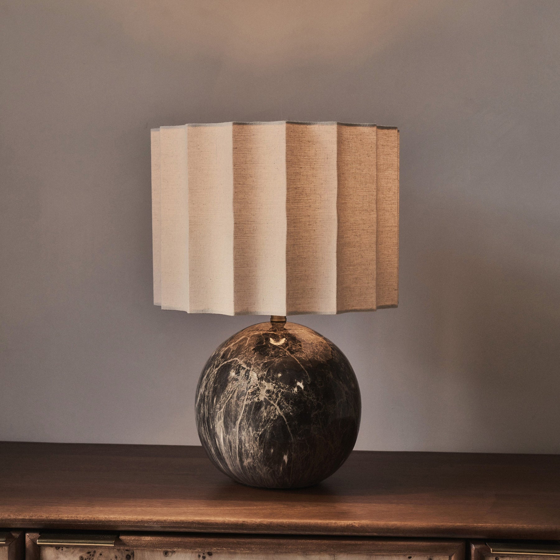Caia - Dark Emperador Scallop Shade Table Lamp