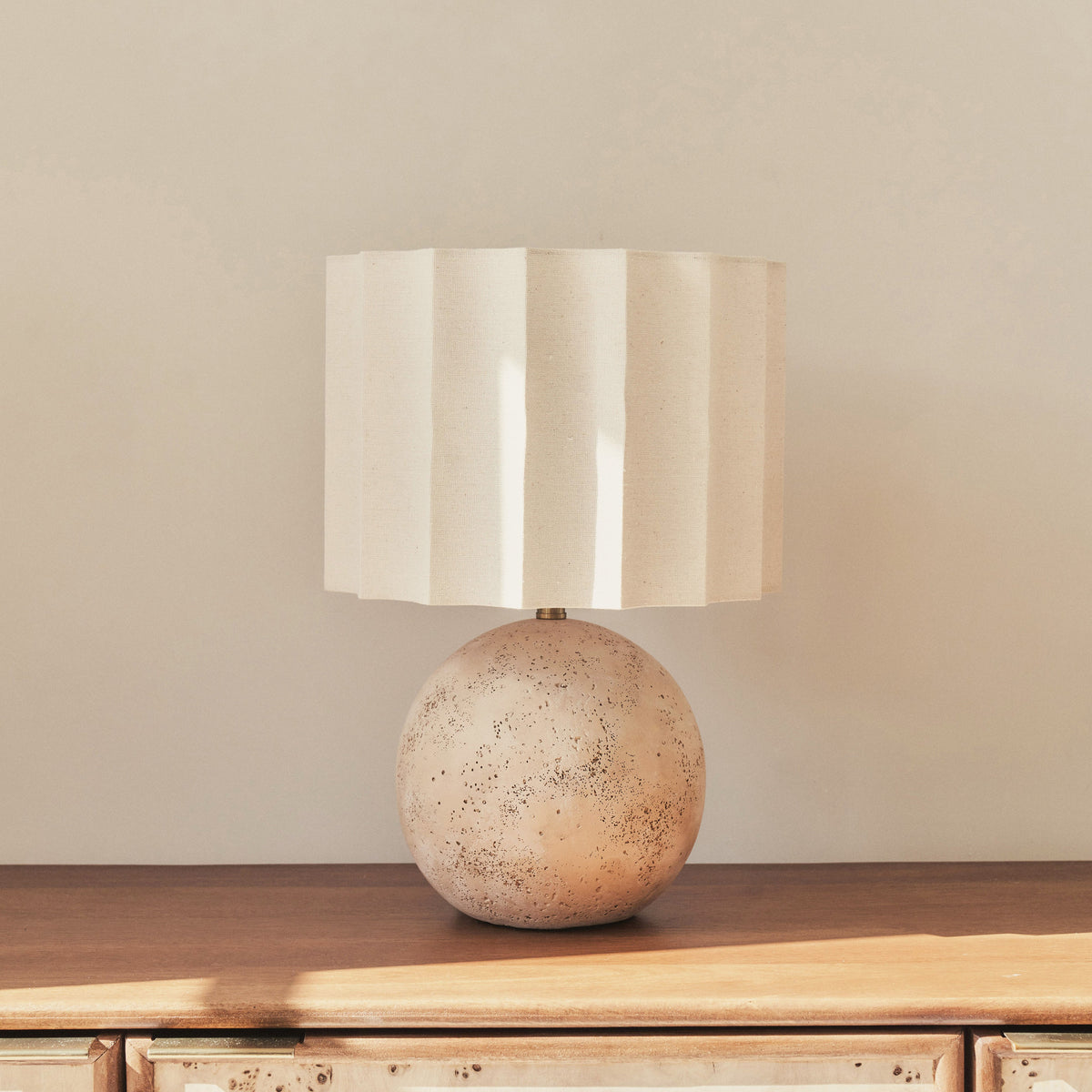 Caia - Travertine Scallop Shade Table Lamp