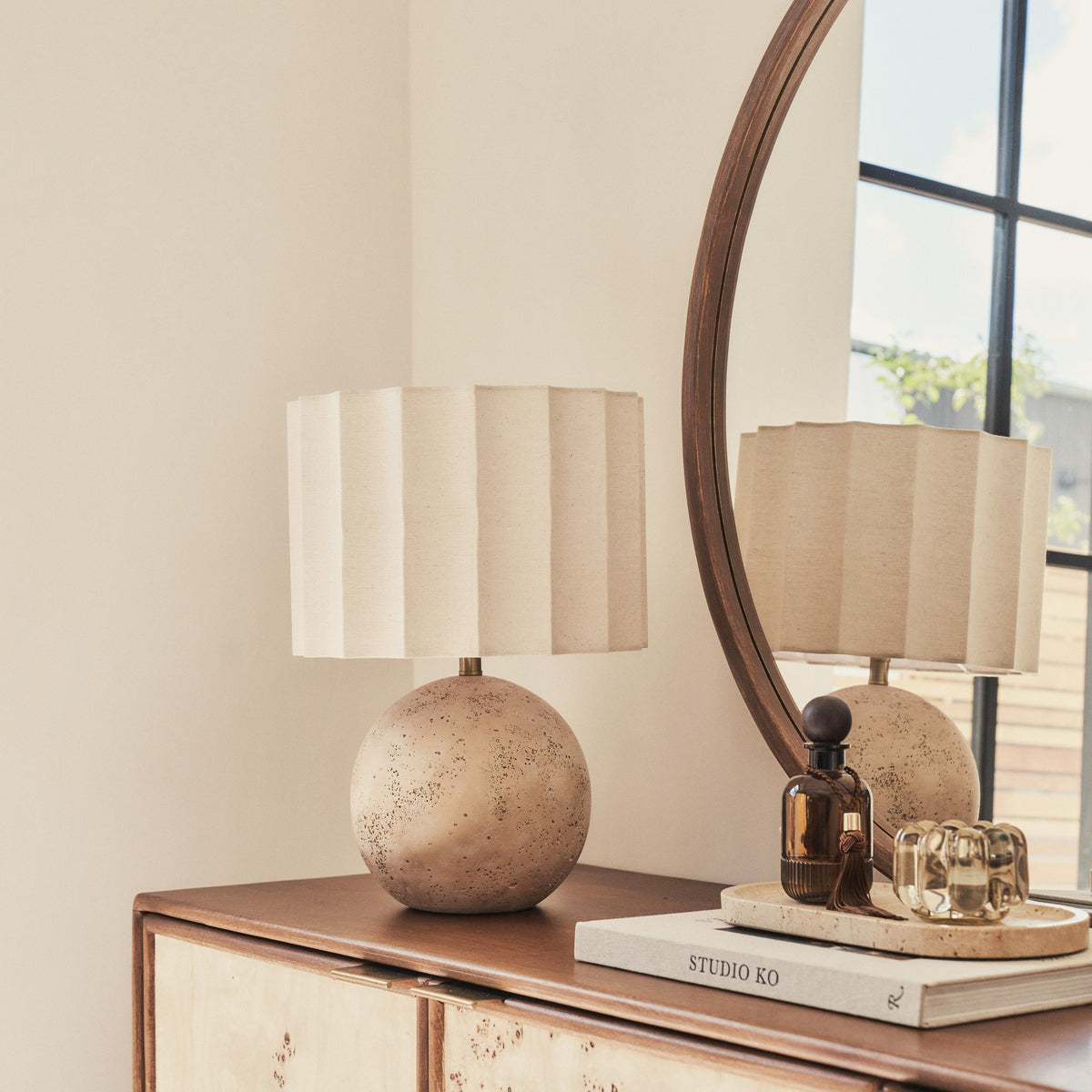 Caia - Travertine Scallop Shade Table Lamp