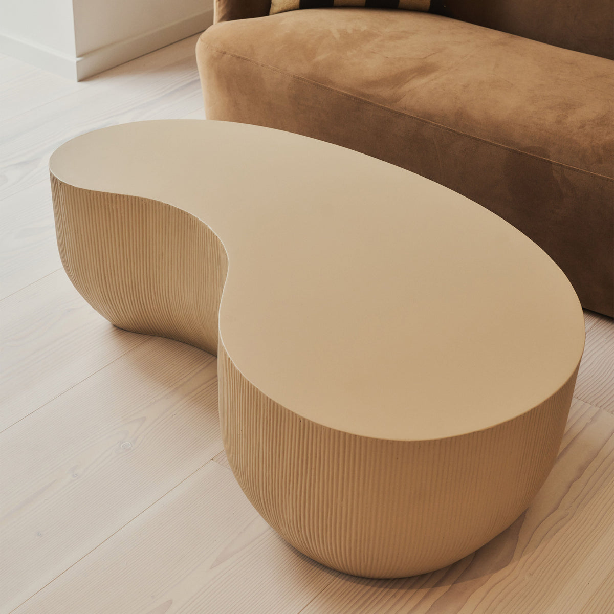 Leonardo - Minimal Beige Shaped Coffee Table Large