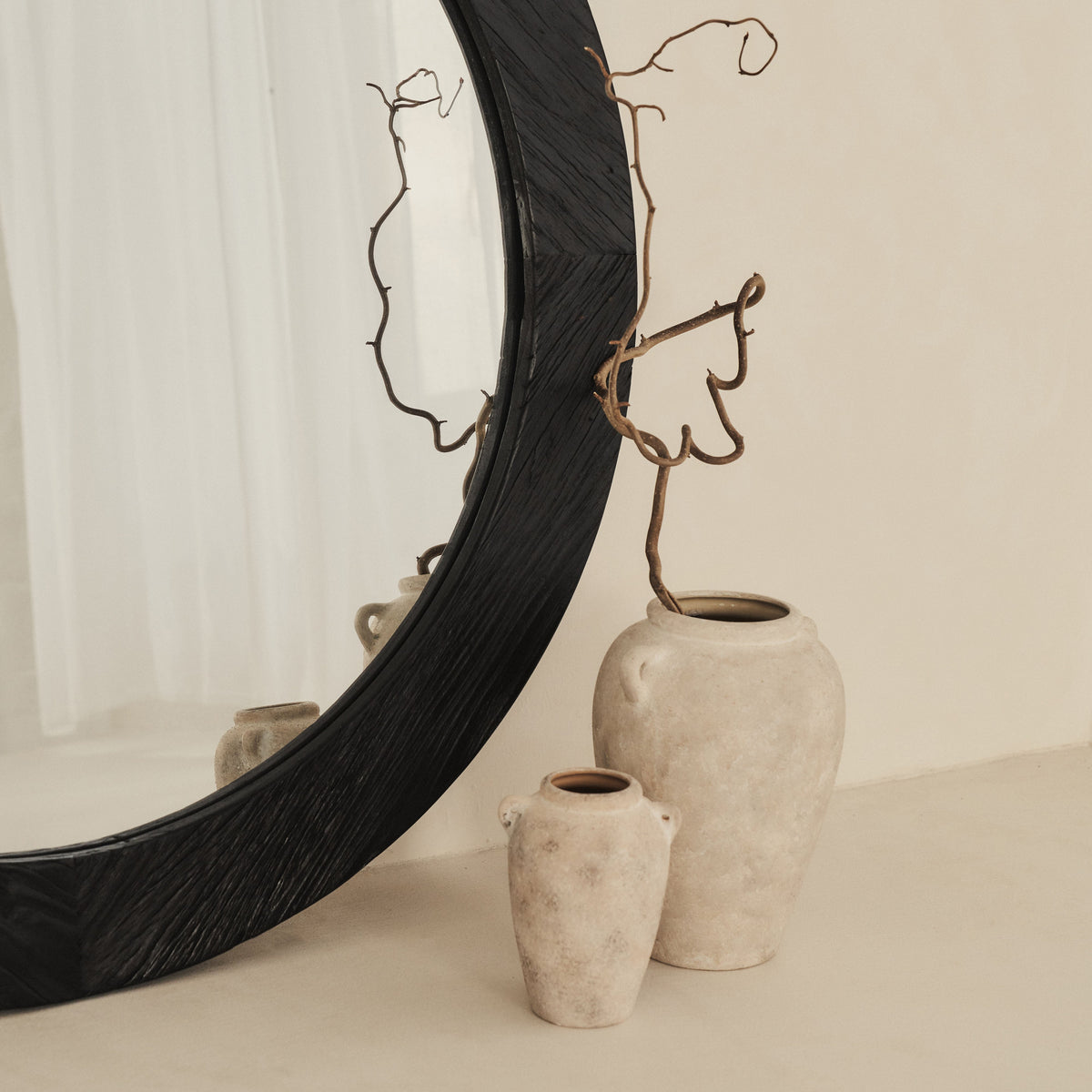 Elowyn - Large Black Elm Wood Round Organic Wall Mirror 100cm x 100cm