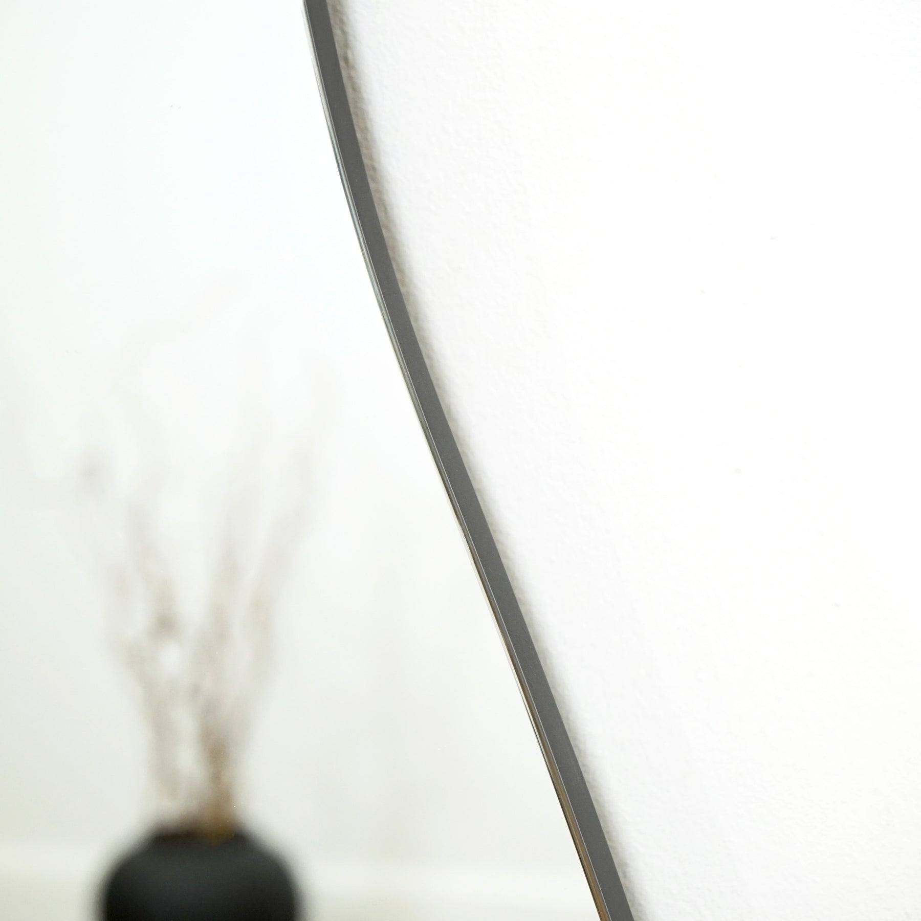 Large Frameless Full Length Pond Mirror alternate detail shot of curve