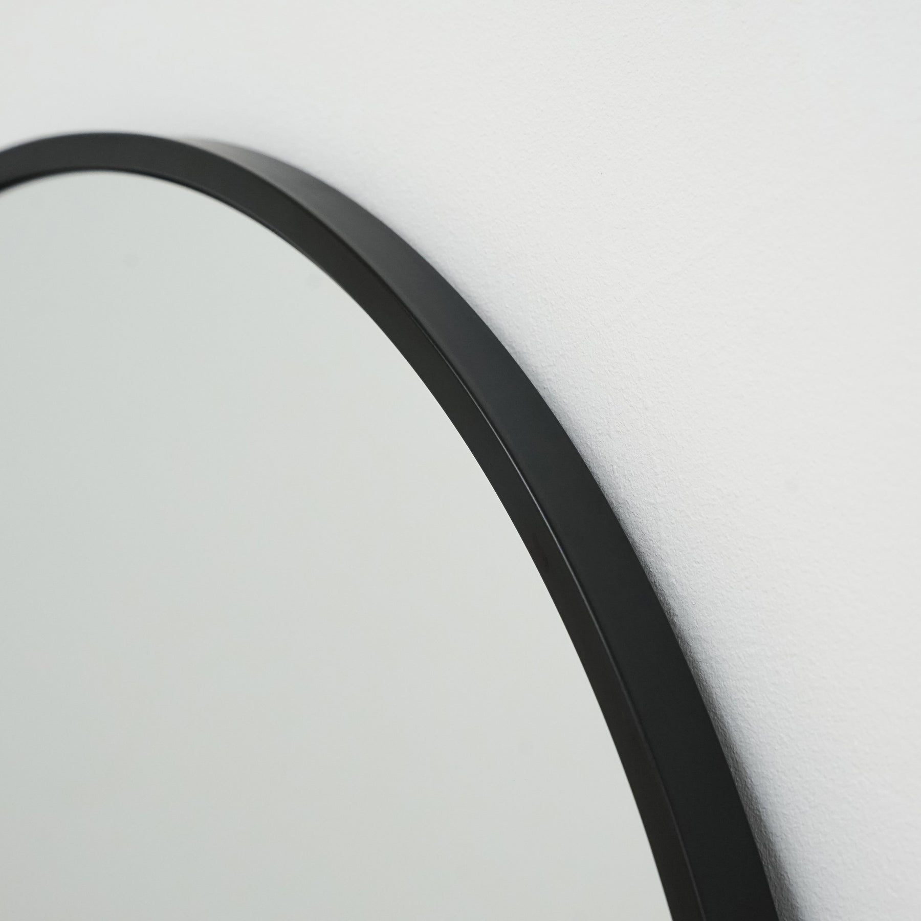 Black Full Length Arched Metal Mirror arch