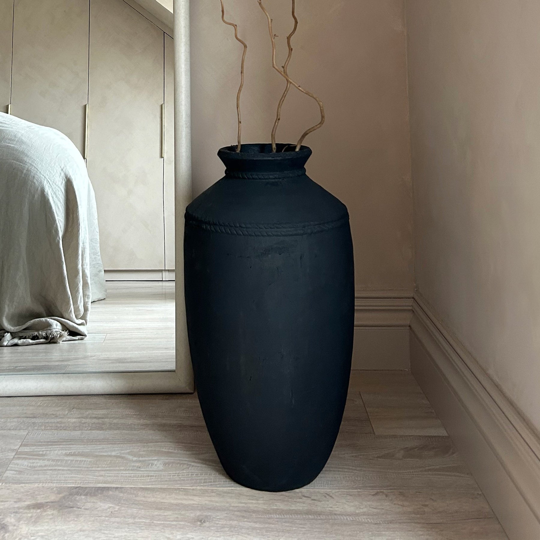 Toledo - Large Black Textured Terracotta Vase